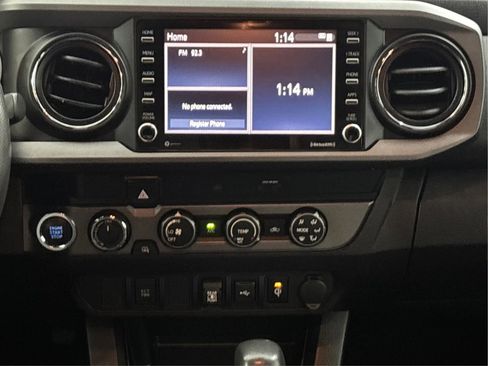 Used 2020 Toyota Tacoma TRD Off-Road image 19