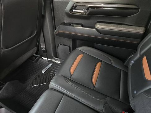 Used 2023 GMC Sierra 1500 AT4 w/ AT4 Premium Package AWD/4WD image 14