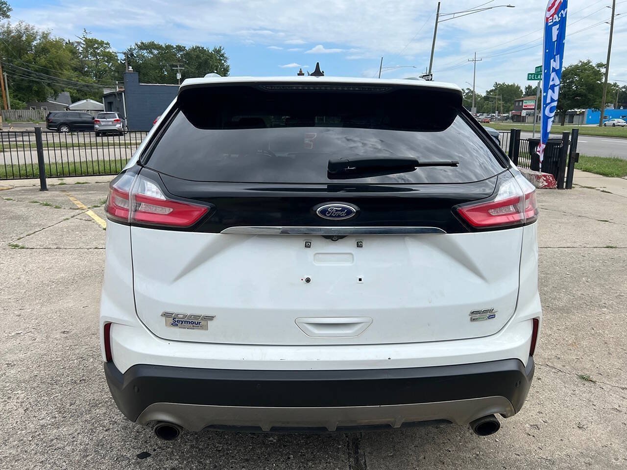 Used 2020 Ford Edge SEL w/ Convenience Package AWD/4WD image 8