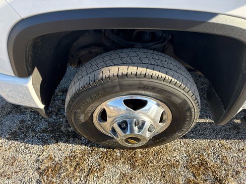 Used 2020 Chevrolet Silverado 3500 High Country w/ LPO, Hitch Package image 4