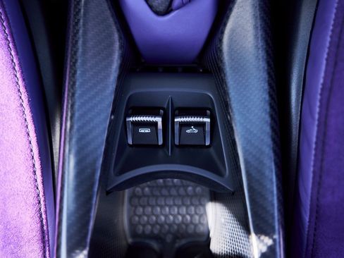 Used 2022 McLaren 765LT Base image 69