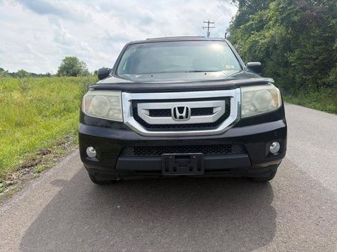 Used 2011 Honda Pilot Touring image 2