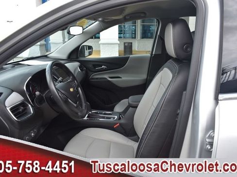 Used 2020 Chevrolet Equinox LT FWD image 19