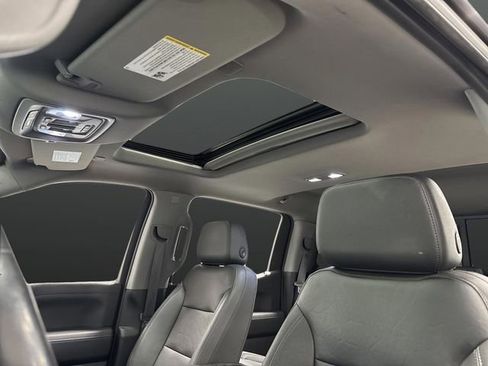 Used 2022 Chevrolet Silverado 1500 LT Trail Boss w/ LT Trail Boss Premium Package image 7