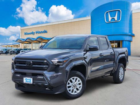 Used 2026 Toyota Tacoma SR5 RWD image 1