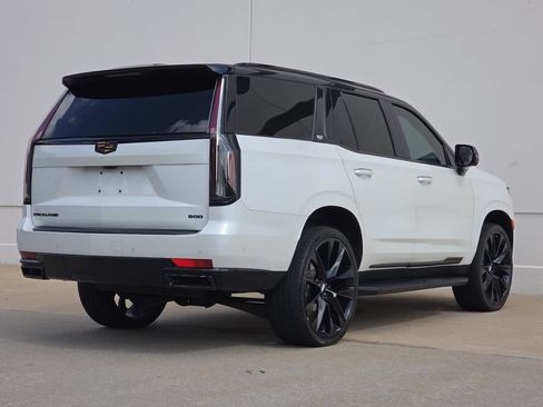 Used 2023 Cadillac Escalade Premium Luxury w/ LPO, Floor Liner Package AWD/4WD image 5