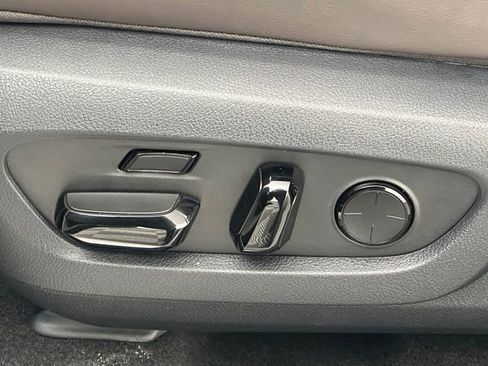 New 2026 Lexus RX 350 AWD image 40