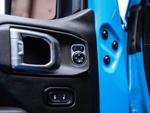 Used 2021 Jeep Wrangler Unlimited Sahara w/ Uconnect 4C Nav & Sound Group image 71