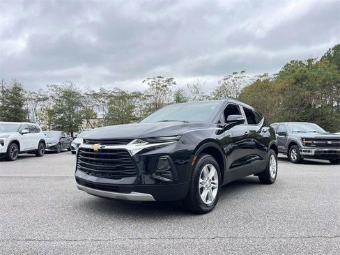 Used 2022 Chevrolet Blazer LT image 3