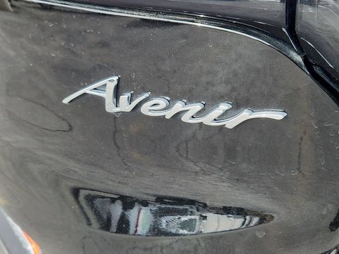 Used 2024 Buick Encore GX Avenir w/ Avenir Technology Package image 13