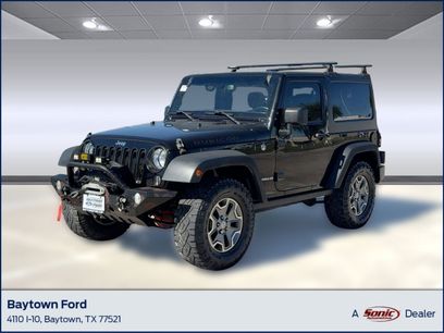 Used 2016 Jeep Wrangler Rubicon w/ Power Convenience Group