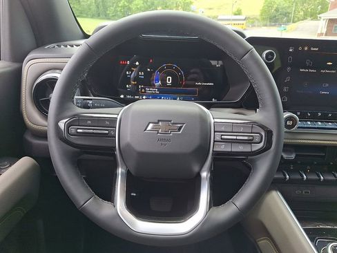 New 2026 Chevrolet Colorado ZR2 AWD/4WD image 9