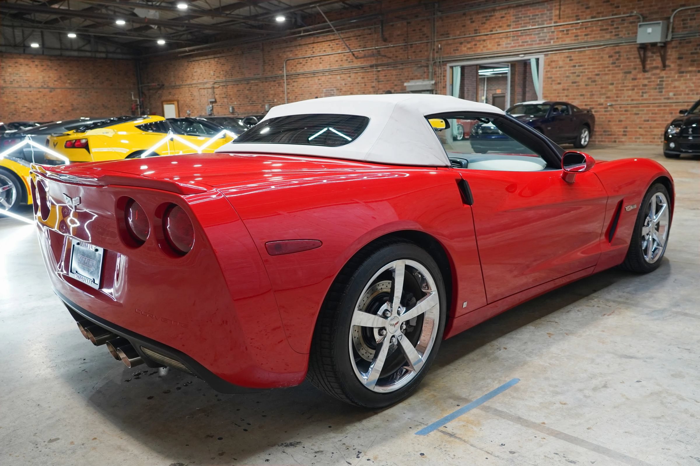 Used 2008 Chevrolet Corvette Convertible w/ Preferred Equipment Group RWD image 13
