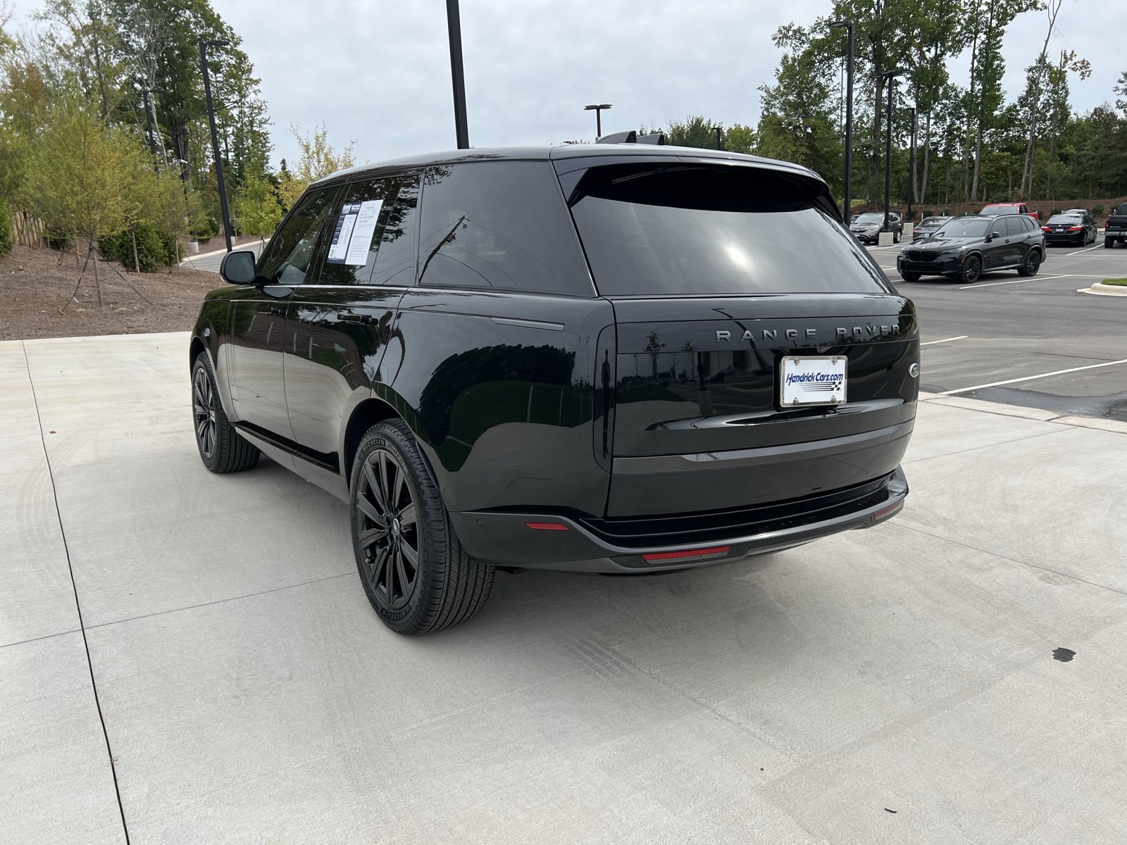 Used 2023 Land Rover Range Rover SE AWD/4WD image 6