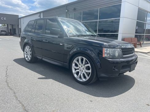 Used 2010 Land Rover Range Rover Sport HSE LUX AWD/4WD image 2