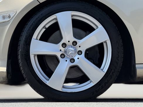 Used 2011 Mercedes-Benz E 350 Sedan image 17