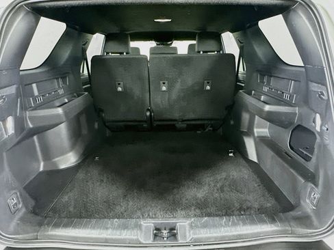 Used 2025 Toyota 4Runner SR5 AWD/4WD image 29