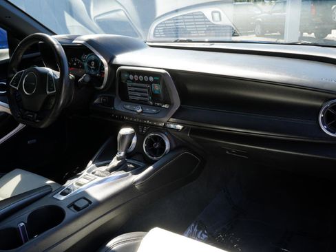 Used 2017 Chevrolet Camaro SS image 62