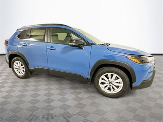 New 2026 Toyota Corolla Cross LE video 3