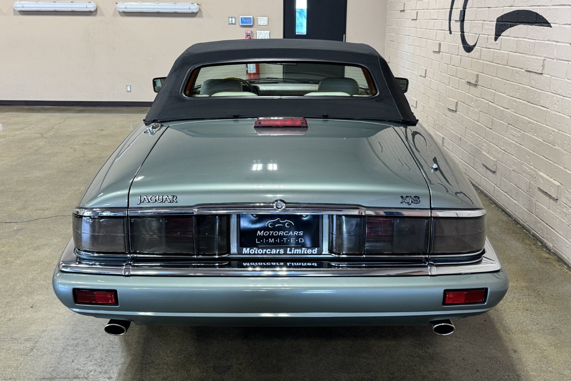 Used 1996 Jaguar XJS 4.0 Convertible RWD image 6