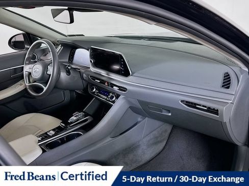 Certified 2023 Hyundai Sonata SEL w/ Convenience Package FWD image 23