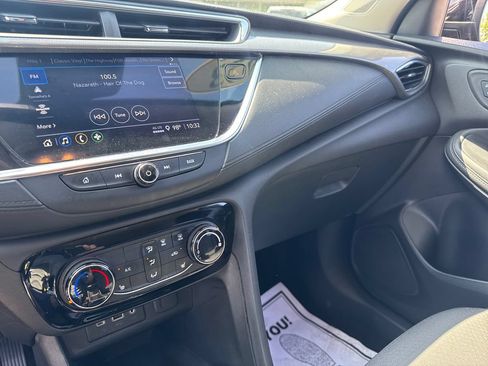 Used 2023 Buick Encore GX Preferred w/ Cold Weather Comfort Package FWD image 17