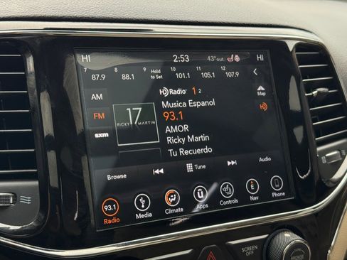 Used 2019 Jeep Grand Cherokee Limited w/ Luxury Group II image 54