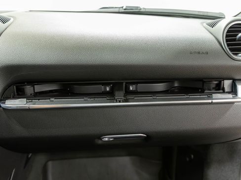 Used 2018 Porsche 718 Cayman RWD image 66