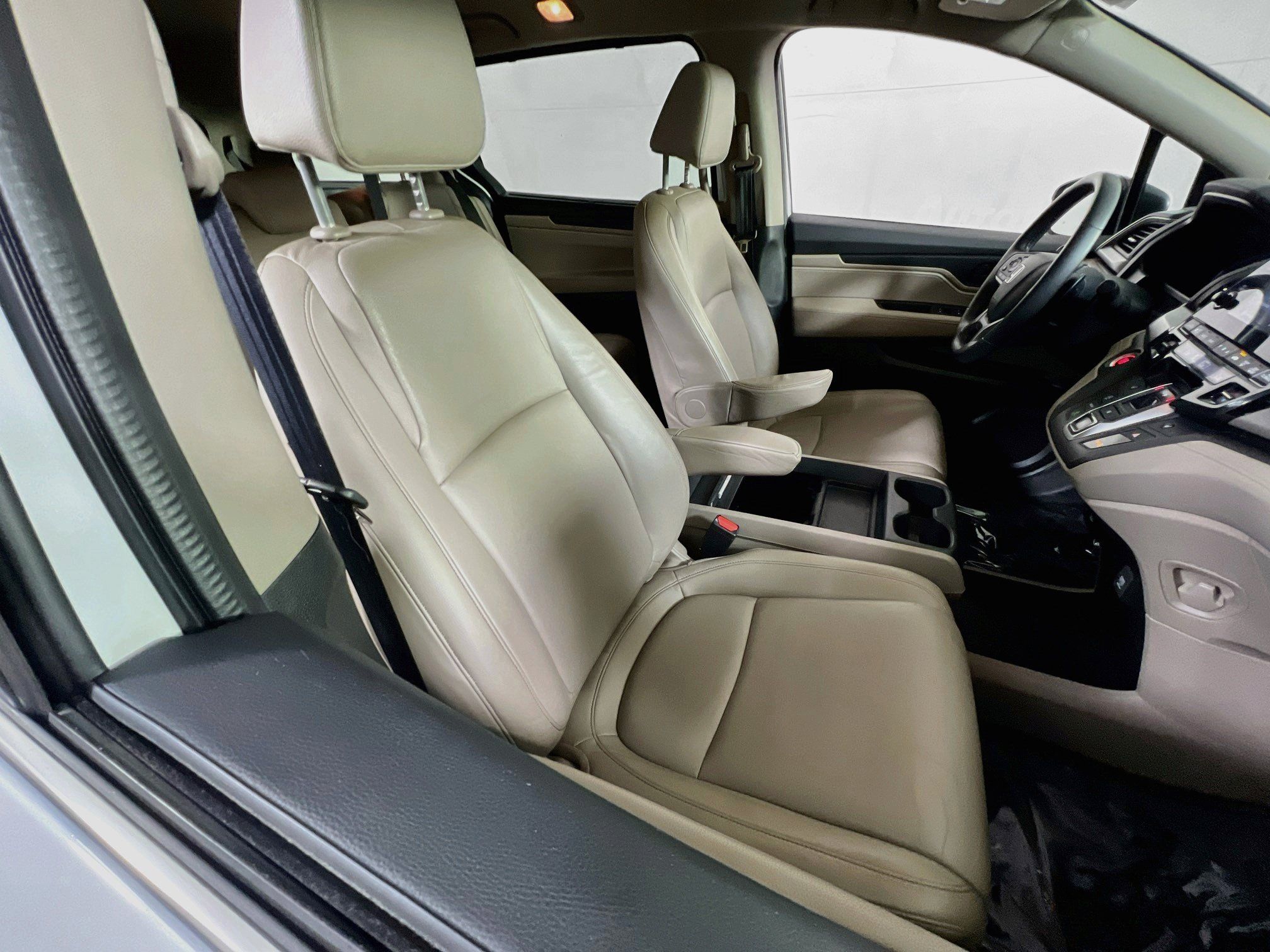 Used 2023 Honda Odyssey EX-L image 28