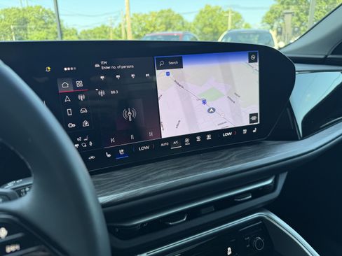 Certified 2025 Audi Q5 Premium Plus w/ Premium Plus AWD/4WD image 10