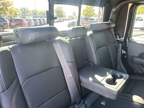New 2025 Jeep Gladiator Rubicon image 20