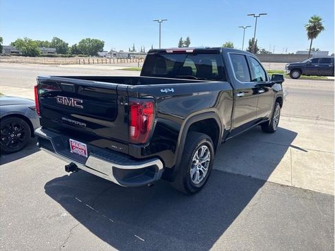Used 2025 GMC Sierra 1500 SLT AWD/4WD image 5