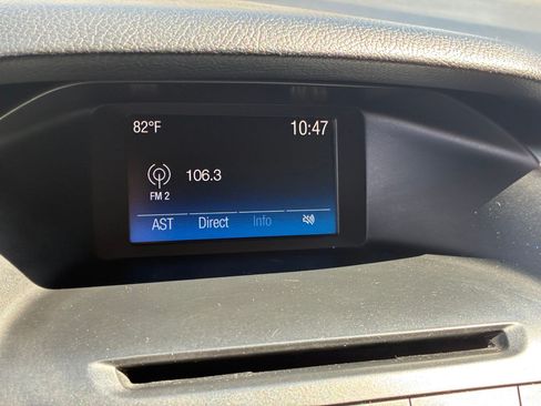 Used 2017 Ford Focus SE FWD image 22