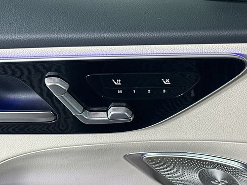 Certified 2026 Mercedes-Benz C 300 4MATIC Sedan image 11