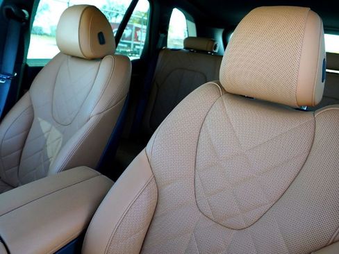 Used 2023 BMW X5 xDrive40i image 12