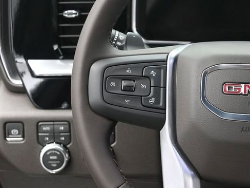 New 2026 GMC Sierra 1500 SLT w/ SLT Premium Plus Package image 30