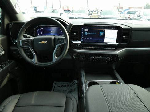 Certified 2025 Chevrolet Silverado 2500 LTZ w/ LTZ Plus Package image 21