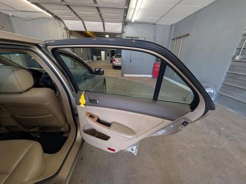 Used 2003 Honda Accord EX image 28