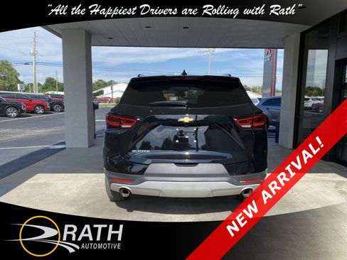 Used 2023 Chevrolet Blazer LT w/ Convenience Package FWD image 8