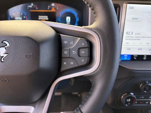 New 2025 Ford Bronco Outer Banks w/ Sasquatch Package image 33