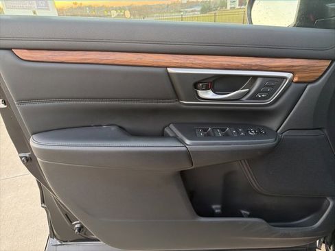 Used 2020 Honda CR-V Touring image 5