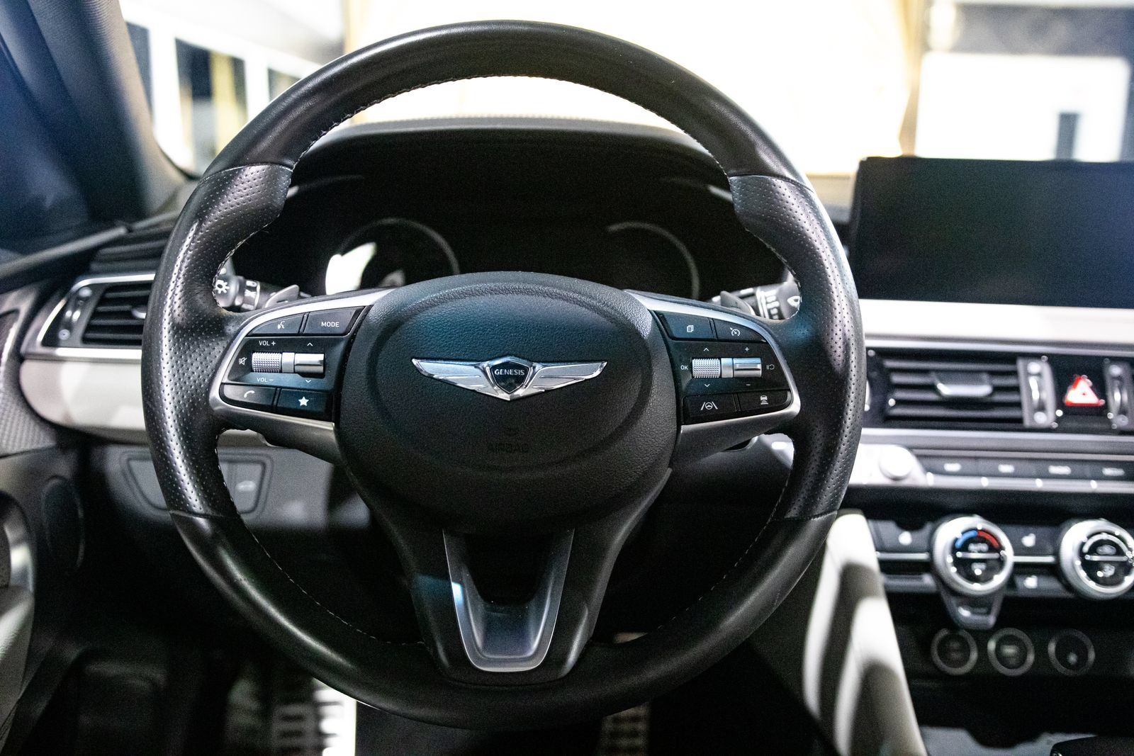 Used 2023 Genesis G70 2.0T w/ Sport Prestige Package AWD/4WD image 19