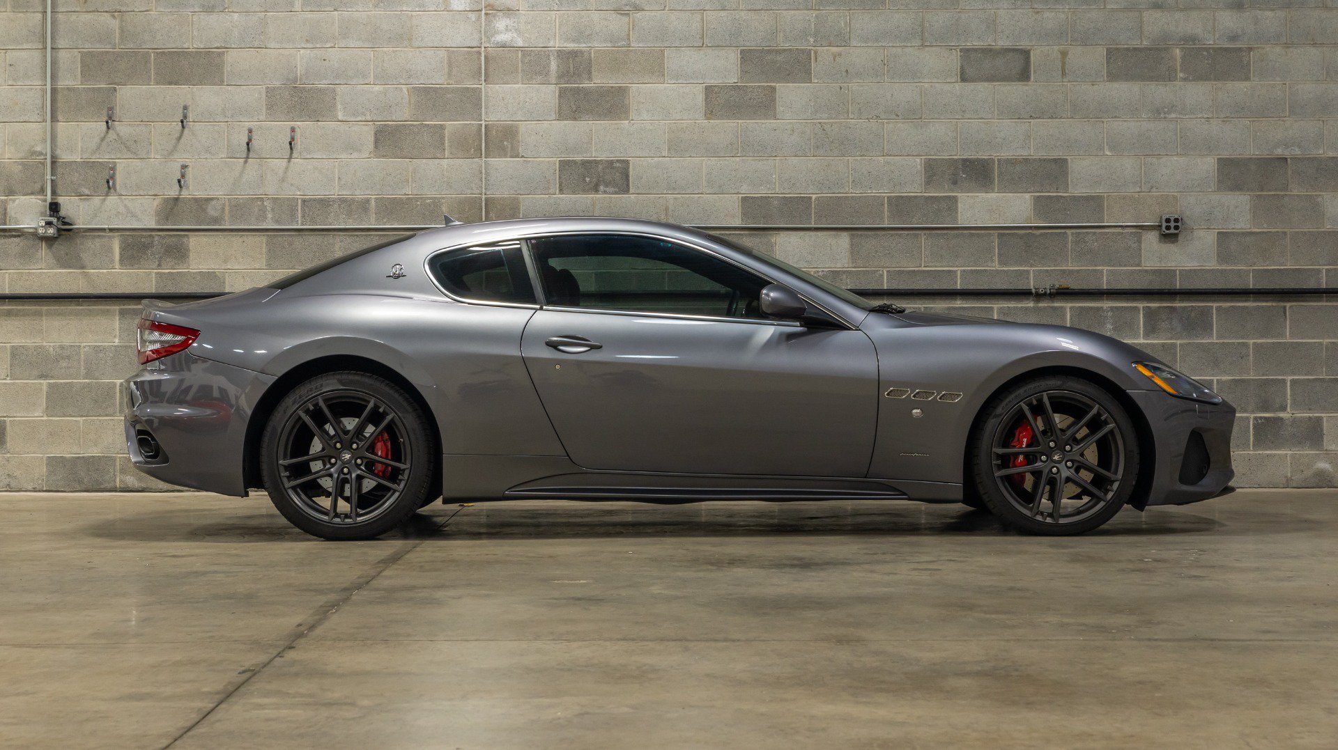 Used 2018 Maserati GranTurismo Sport RWD image 8