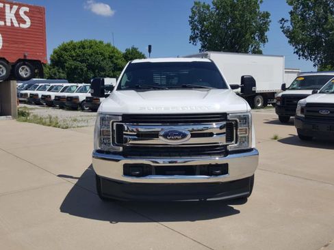 Used 2019 Ford F250 XLT AWD/4WD image 4