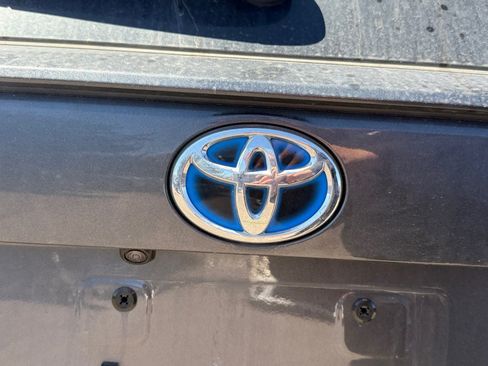 Used 2024 Toyota RAV4 LE AWD/4WD image 22