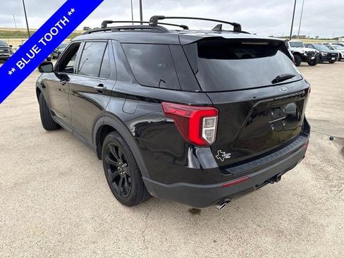 Certified 2023 Ford Explorer ST-Line w/ Class IV Trailer Tow Package RWD image 9