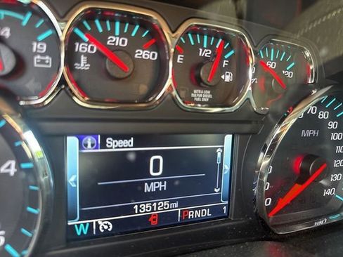 Used 2019 Chevrolet Silverado 2500 LTZ w/ Duramax Plus Package AWD/4WD image 9