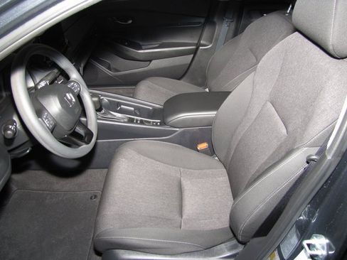 Certified 2024 Honda Accord EX image 9