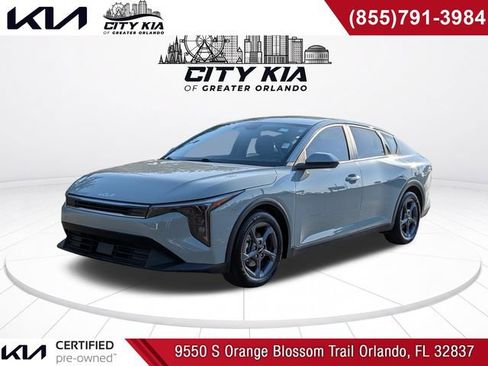 Certified 2025 Kia K4 FWD image 1