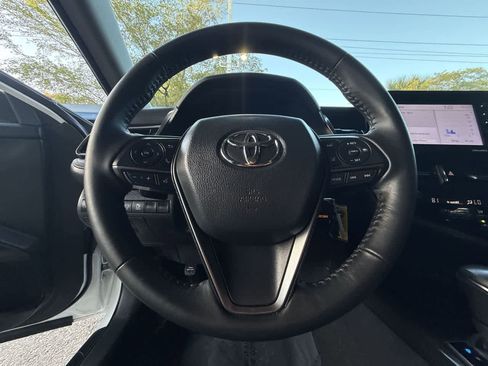 Used 2024 Toyota Camry SE FWD image 15